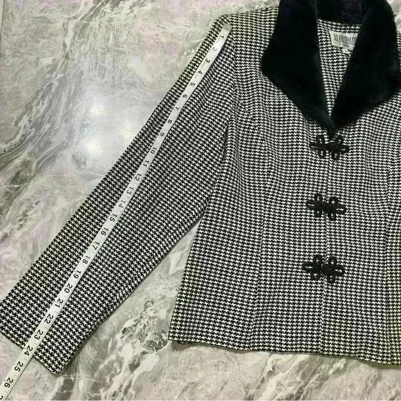 Julian Taylor Vintage Houndstooth Blazer With Faux Fur Collar Size 12 90s Black - Picture 7 of 14